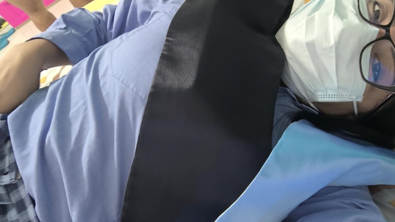 NEGRITA SEXY: Un récent diplômé en économiste commence à créer du contenu pour les...