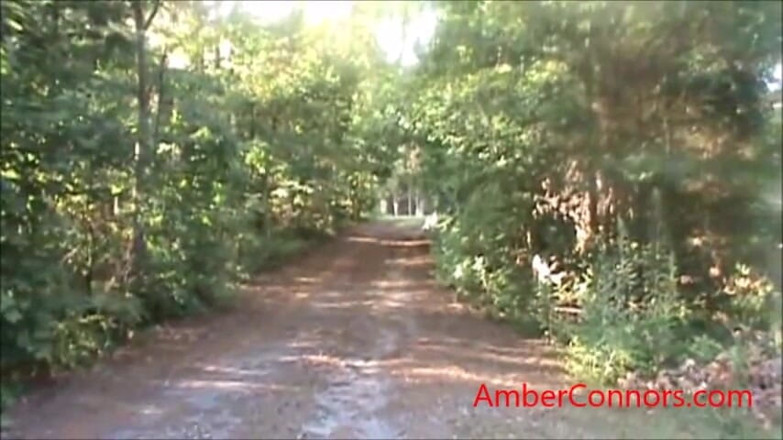 Amber Connors: Амбер мочиться