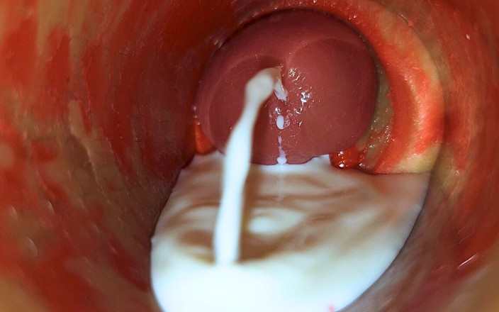 Creme sperm: Une caméra dans une chatte profonde capture une énorme éjaculation de sperme...