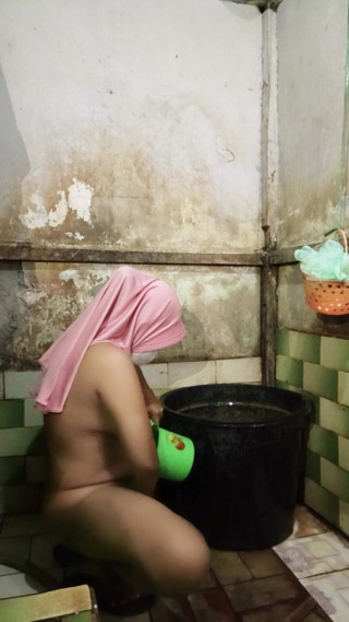 Rania: Antes de tomar um banho