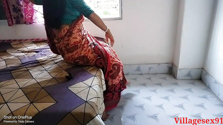 Villagesex91: Saree đỏ đụ mạnh bạo trong phòng