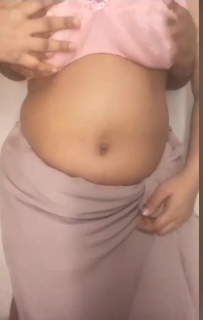 Jesmin18: Bangladeschische sexy bhabi-romantik