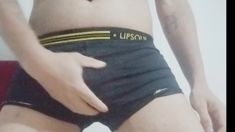 Gulareydelprazer: 화장실과 침대에서 자위