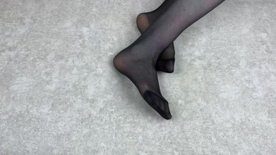 Nylon feet