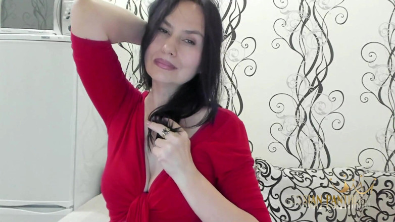 ANGELA_LADY: Quý cô mặc đồ đỏ 2