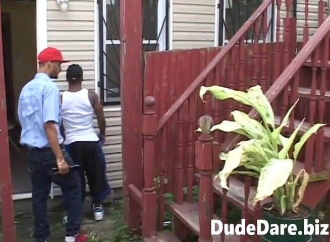 DudeDare: Une black avec des dreadlocks se fait baiser impitoyablement par...