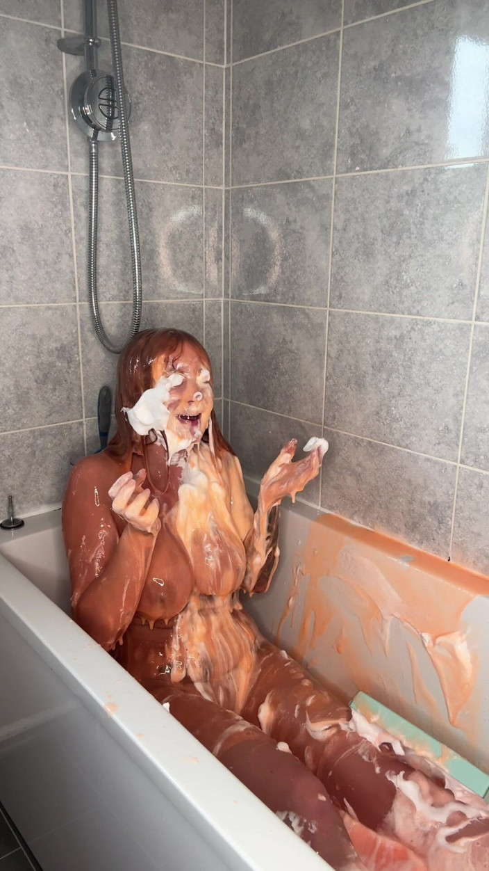 Mr Money Shot & Zoe Grey: BJ s nedbalým výstřikem na obličej a gunging