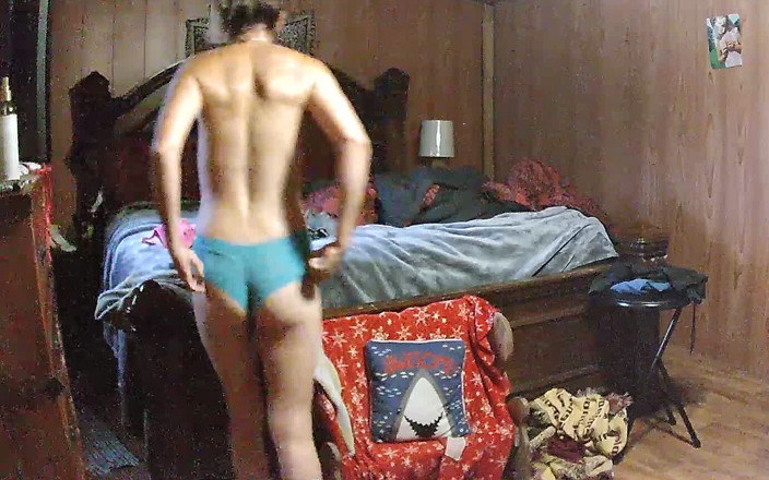 Freaky couple next door: Tiempo de dormitorio