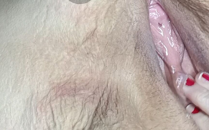 HerculesnVENUS: Oinky la salope se fait baiser bruyamment, elle renifle n...