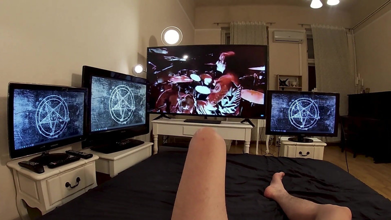 Dolls Cult: Doppelter handjob! Melody lässt ihren stiefbrudchen mit einem handjob mit...