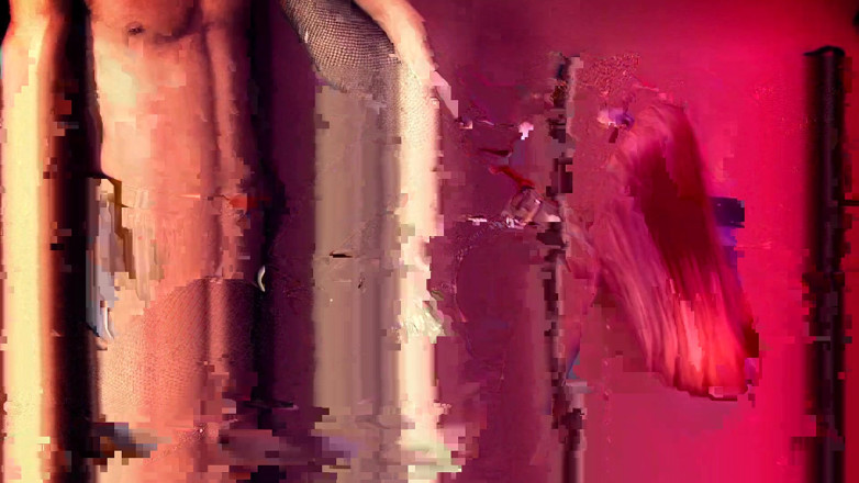 Very hot hardcore: Brünette schönheit hat spaß bei der maskerade