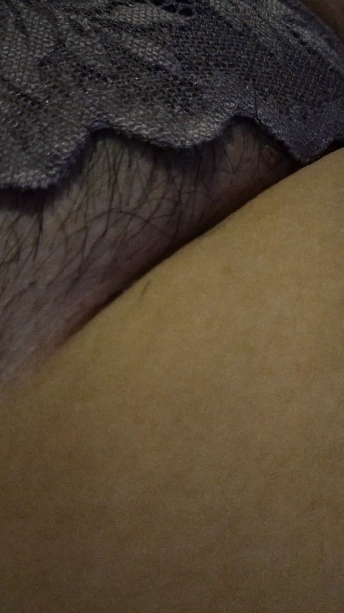Cancanxxx: Ayah tiriku tiba di rumah dan nonton aku lagi di...