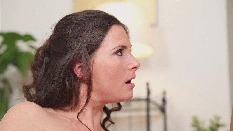 Doghouse Digital: Styvdom &amp;styvfar knullar mina vänner 9scene 1 älskar dem unga
