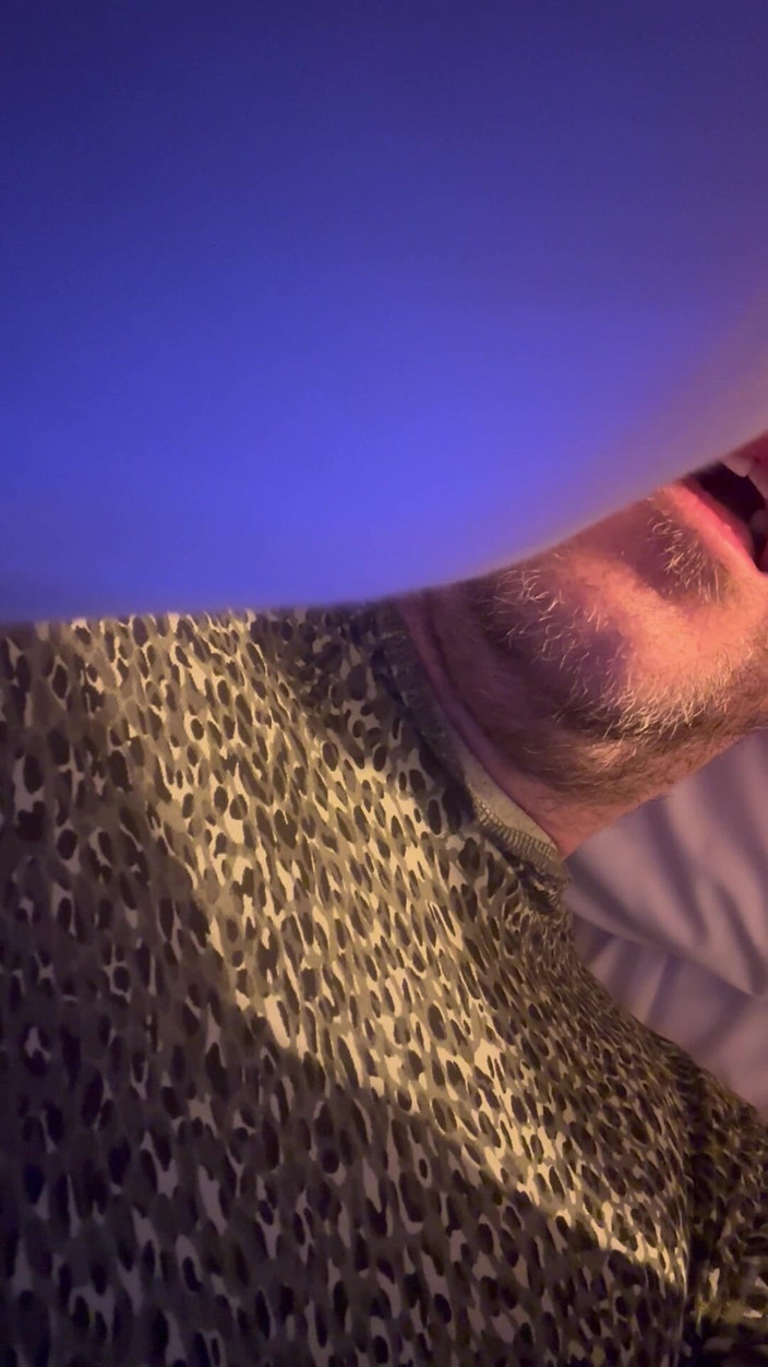 Jeffry: Nadržený muž v koupelně