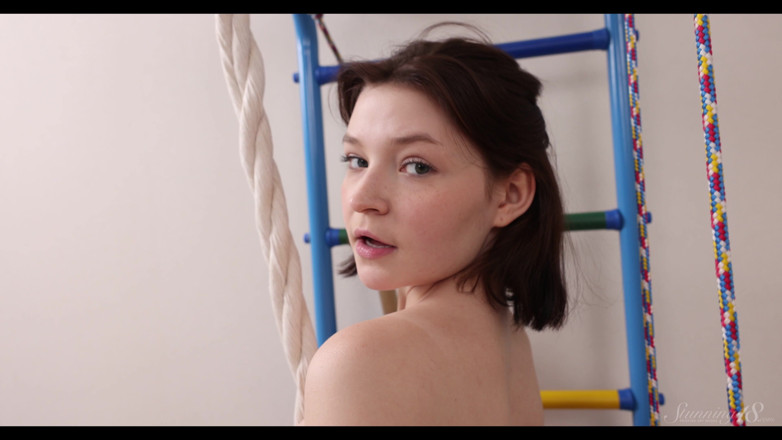 Stunning18: Спортивні вправи