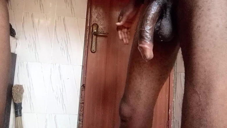 Londiq girls: Nudist Horny Wife Fuck Husband's Guest with Huge Black Cock...
