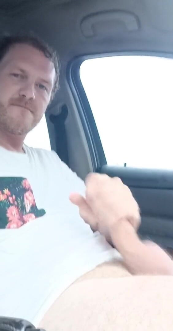 Hunter Van Schooten: Branlette dans une voiture