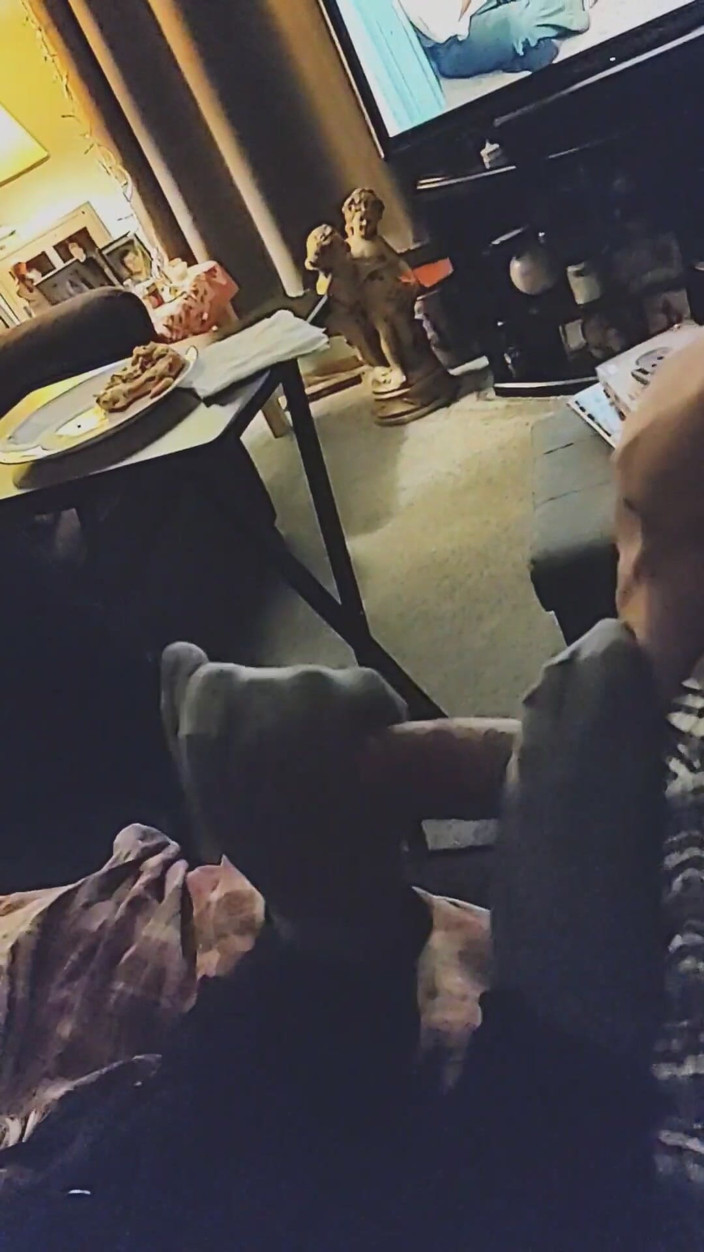 SocksAddict69: Zpomalené honění s ponožkami