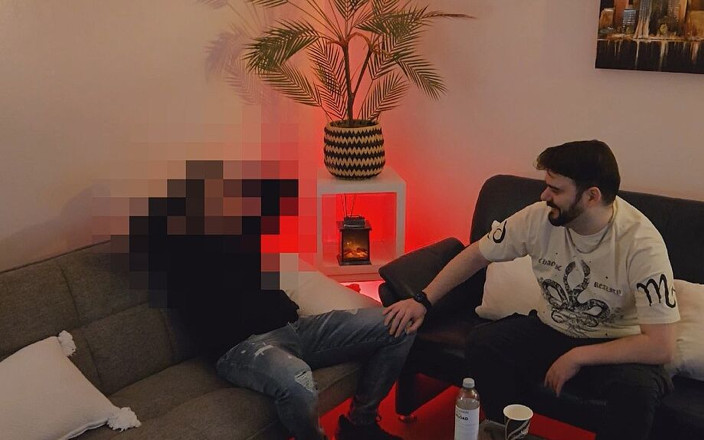 AntoGoesHunting: Hetero divorciado motorista do Uber volta para ajuda e uma...