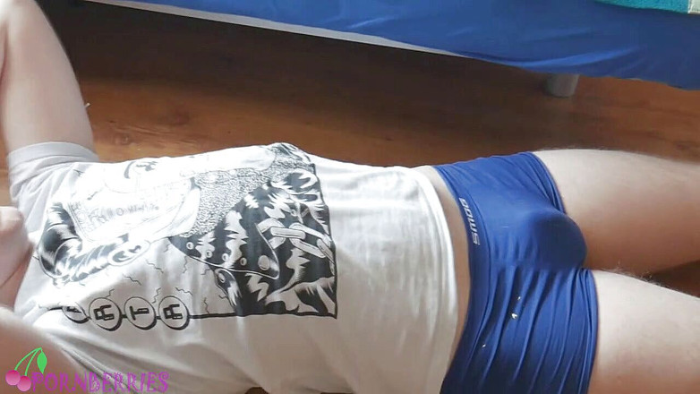Ethan Alex: Intensa sega con i piedi sudato da sneaker twink
