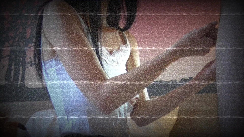 Ignoring Handjobs: Gorąca brunetka babe cock złośliwiec