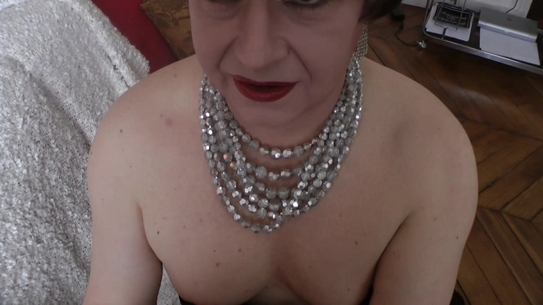 Trans and Co: Zralá transka je ošukaná černochem