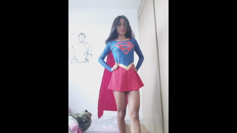 creamberryfairy: Cosplay, une super fille chevauche un gode