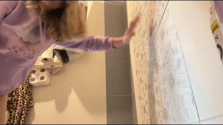 MargoAlisa: Блондинка королева сечі 6 золотих моментів навколо будинку