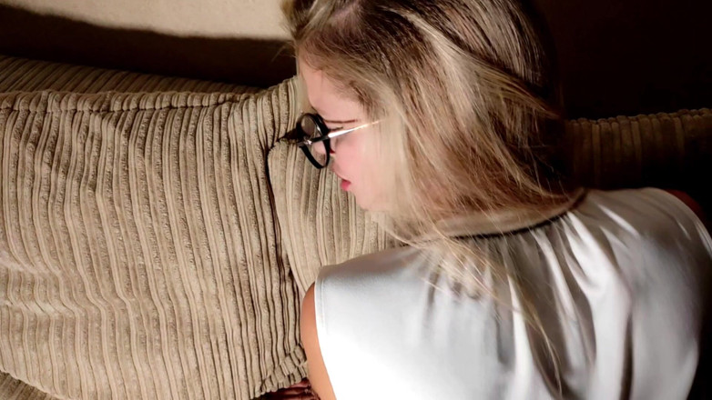 S-Wife Katy: Neukte mijn psycholoog hard anaal in mijn fantasie