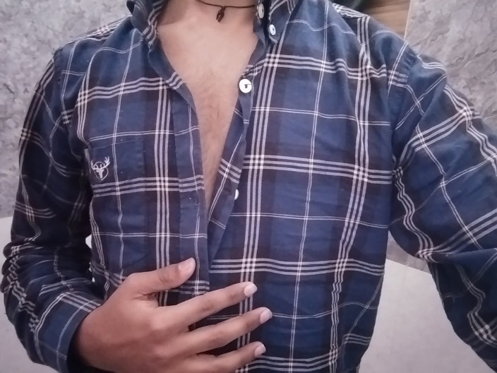 sexy_series: Calda sexy trans che mostra il corpo caldo