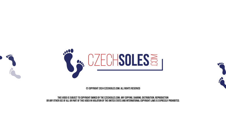 Czech Soles - foot fetish content: Seksowne gołe stopy twojego niegrzecznego przyjaciela