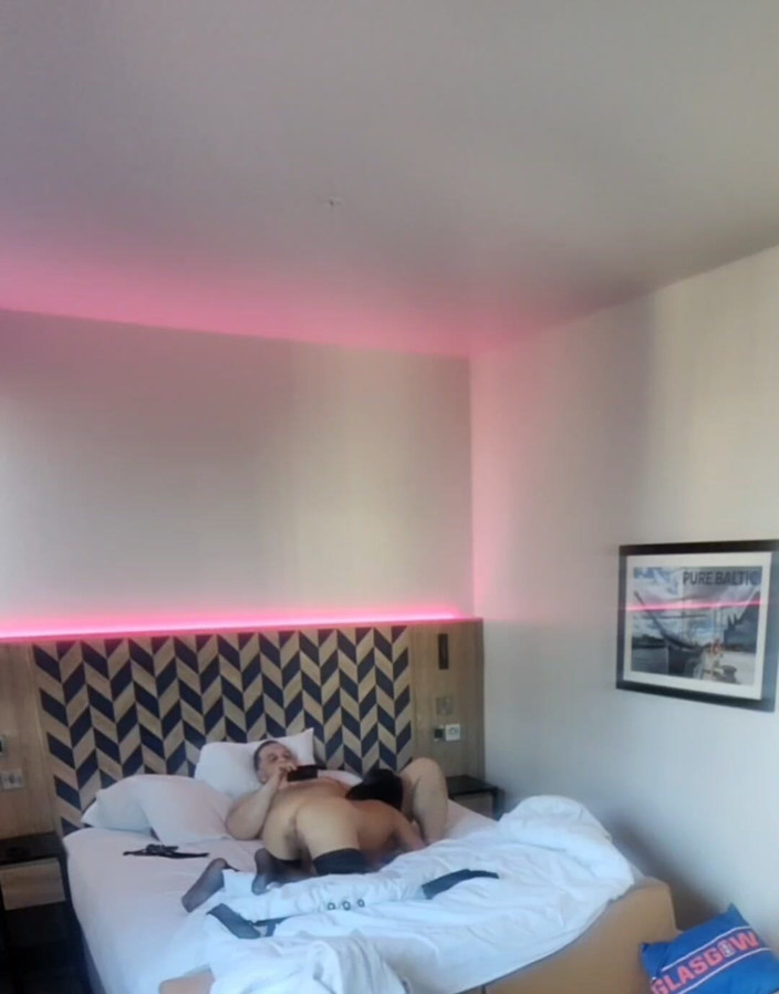 AnalArt AmateursCouple: Oral seks ve anal sikiş