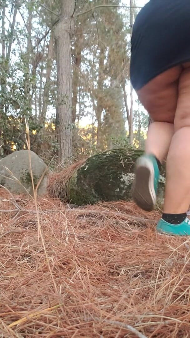 Riderqueen: Stiefmoeder kont aanbidden bos
