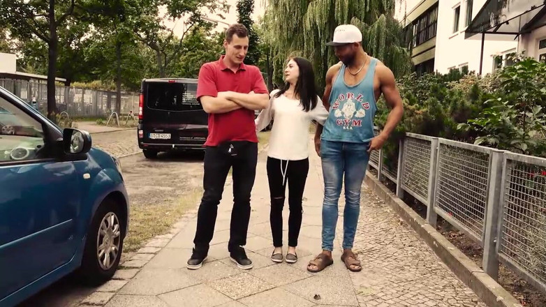 Explicit Pleasure Productions: Qui baise qui ?  1 épisode