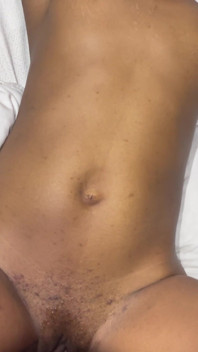 Follando su coño mojado con mi polla negra