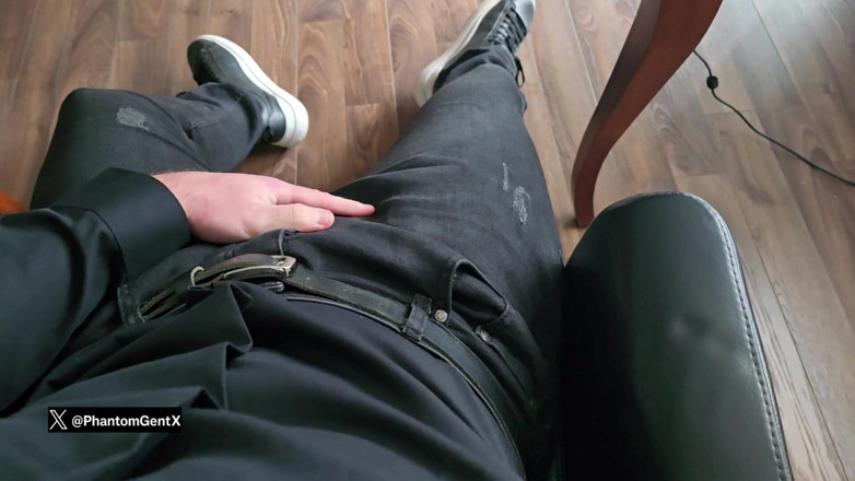 PhantomGentX: Maskiertes brocken phantomgentx streichelt großen schwanz mit versautem dirtytalk