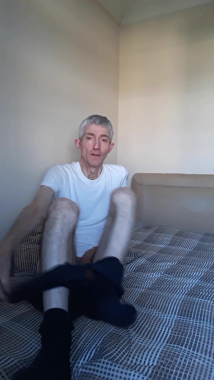 James Dirty Boy: Masturberen in de slaapkamer
