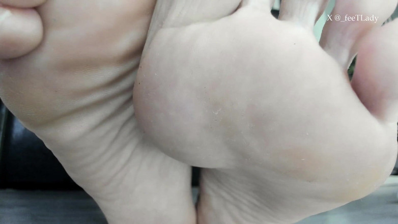 Feet lady: Dusty, mit einem Duft, direkt vor deinem gesicht