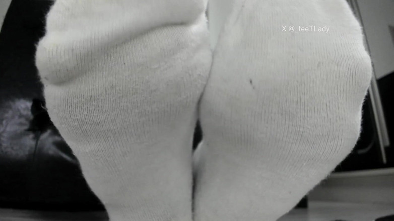 Feet lady: Yum Old Socks