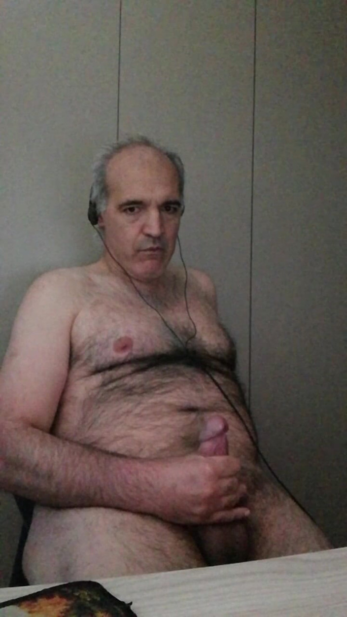 Setesesso7: Saw Is the Wanker's Favorite Music