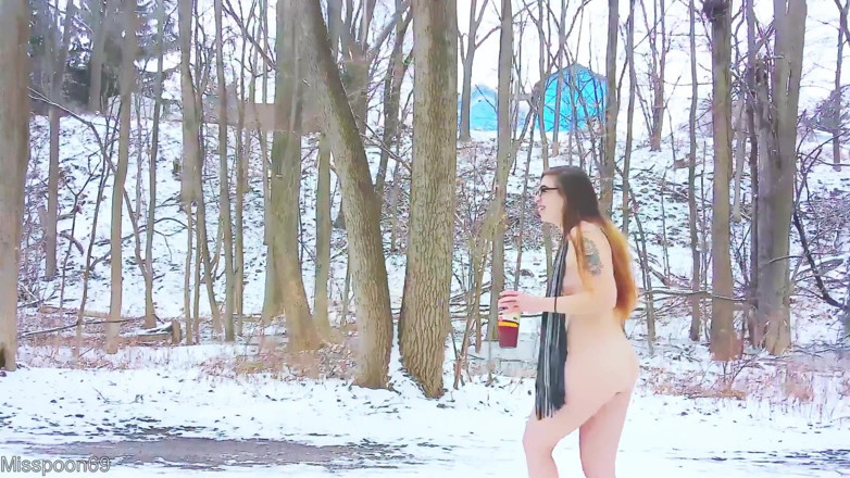 Poon productions: Tour desnudo
