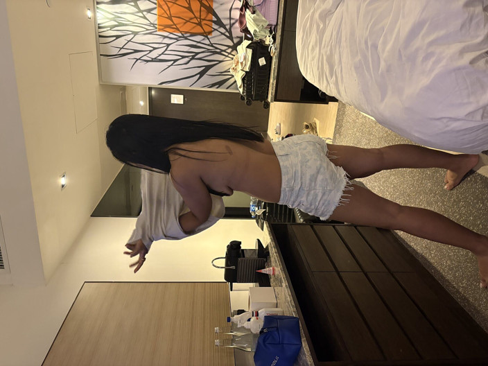 Bob Nepali: Une Népalaise excitée se fait baiser dans un hôtel