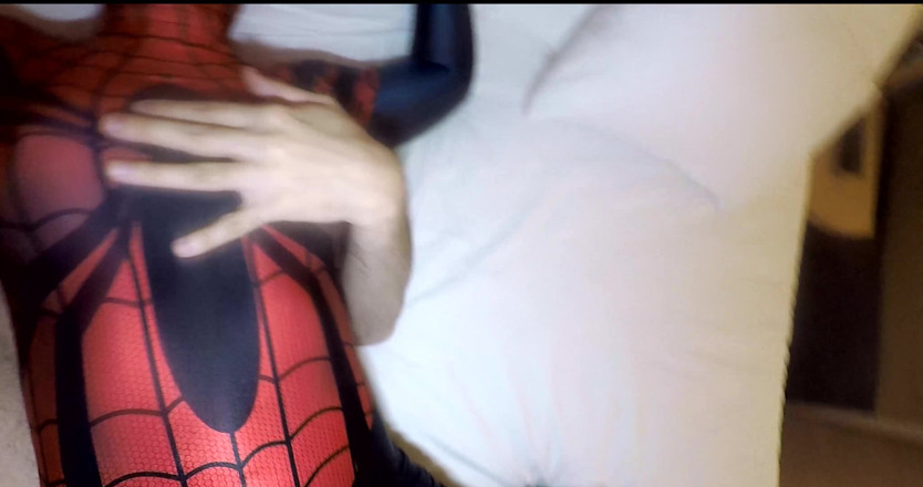 Nylon Xtreme: Caroline de Jaie anal para spider girl zentai encasement