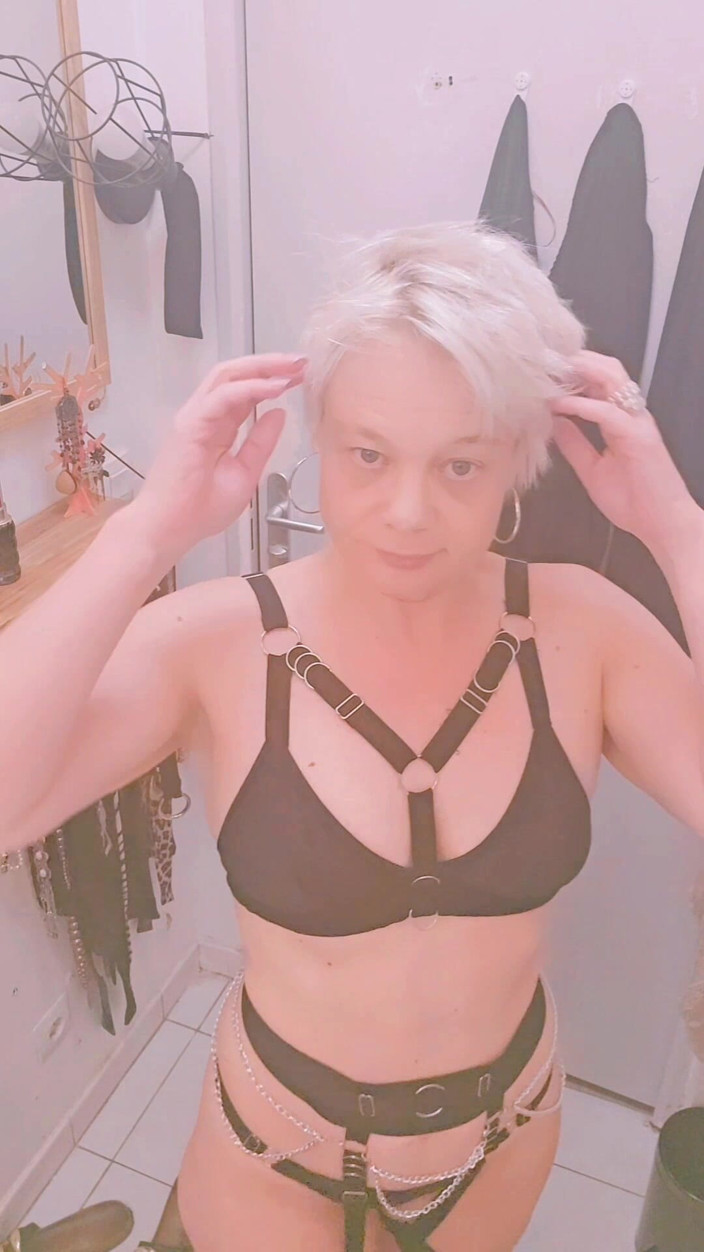Sofy13: En lencería tres sexy
