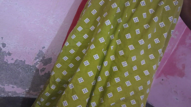 Trilokinath: Femme de ménage indienne au travail