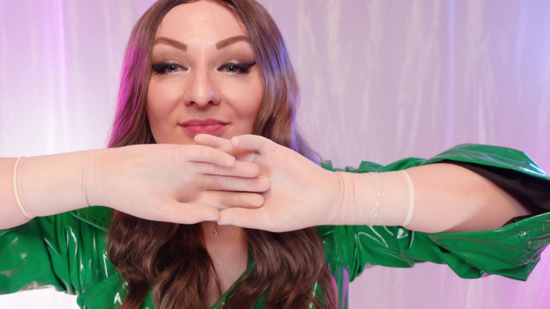 Arya Grander: Arya Grander'in cerrahi eldivenli ateşli asmr videosu