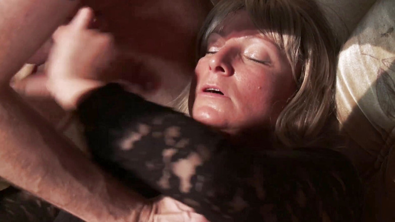 Mature Climax - 100% Mature Videos: Spelen met deze pikken op dit wilde feestje