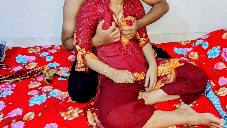 Riya_Moni077: 彼女のデヴァールと犯されたホットなバビ