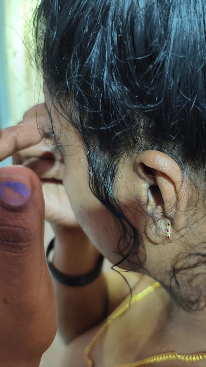 Realmallucouplevlog: Une mallu tamoule aime se faire baiser en regardant une...