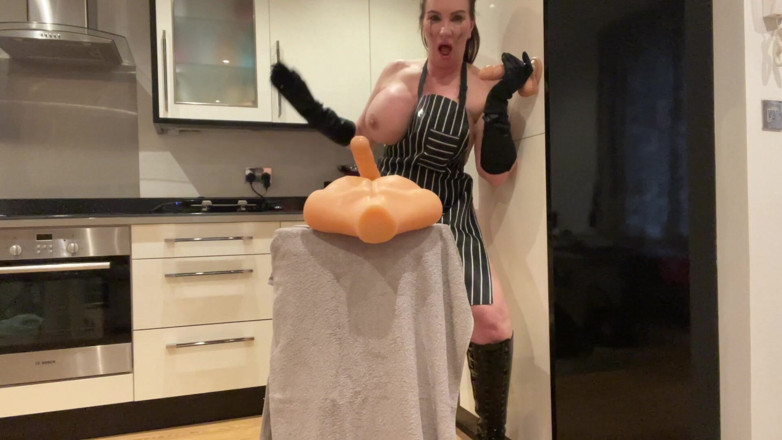 Sophie James: 흑인 대물 자지에게 따먹히는 핫한 밀프